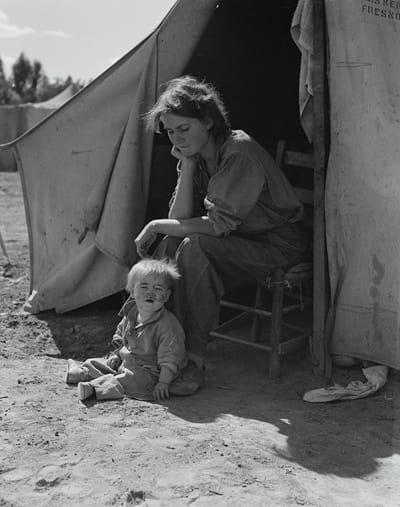 Eighteen-year-old mother from Oklahoma, now a California migrant:  Dorothea Lange copyright