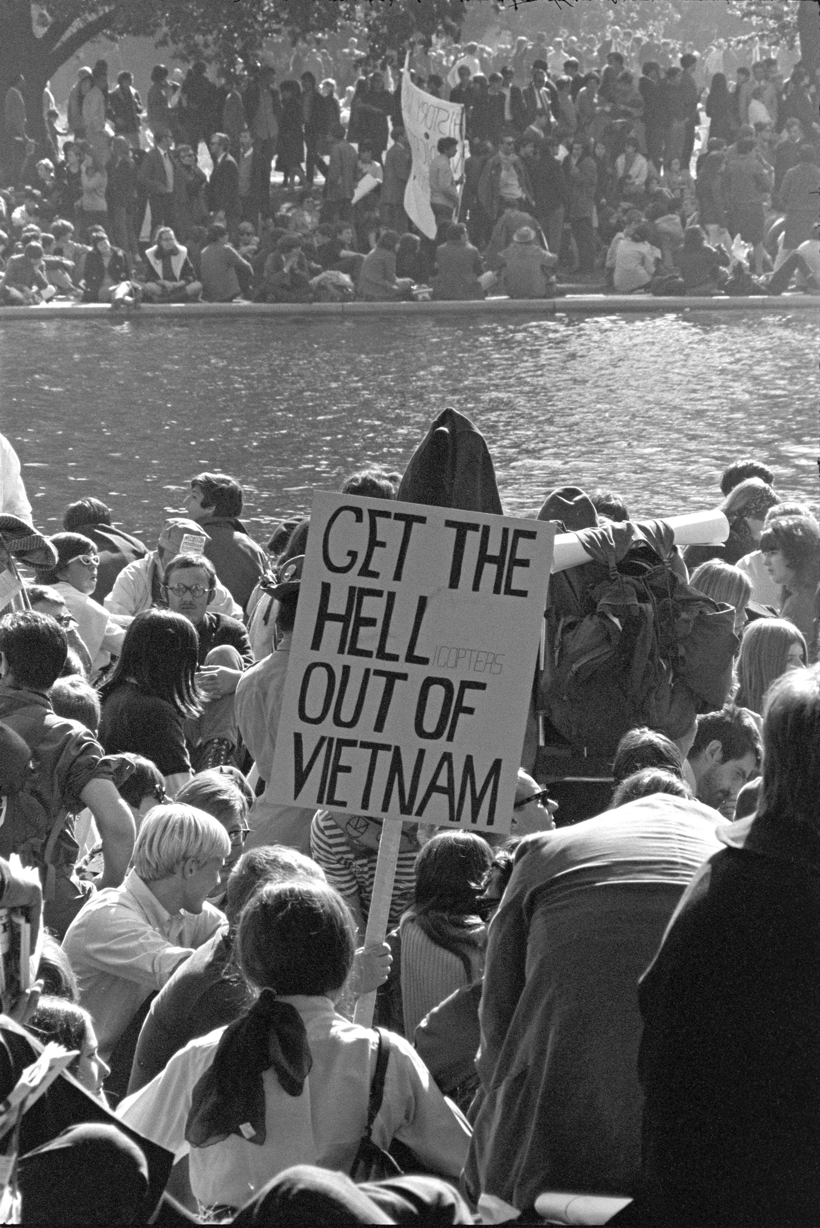 Anti-Vietnam War demonstrators, many of them young people, marching on the Pentagon in Arlington, VA.